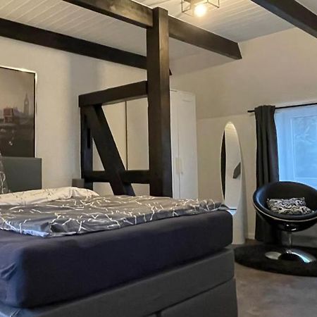 Fachwerkhaus Mit 2 Getrennten Schlafzimmern, Wohnzimmer Und Kueche Бюкебурґ Екстер'єр фото